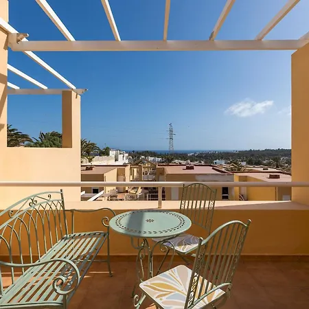 Home2book Sunny Terrace Pool Lejlighed