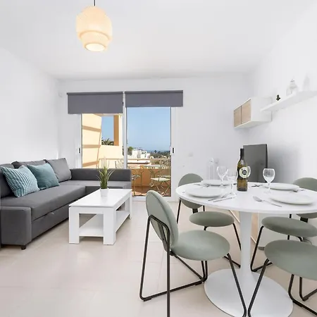 Home2book Sunny Terrace Pool コスタ・カルマ