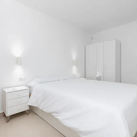 アパート Home2book Sunny Terrace Pool コスタ・カルマ